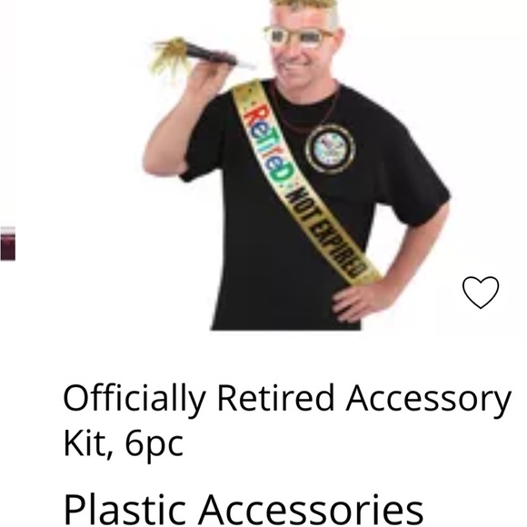 Retirement party BUNDLE-room decorating kit,Banner & Officially retired ensemble - Picture 4 of 11